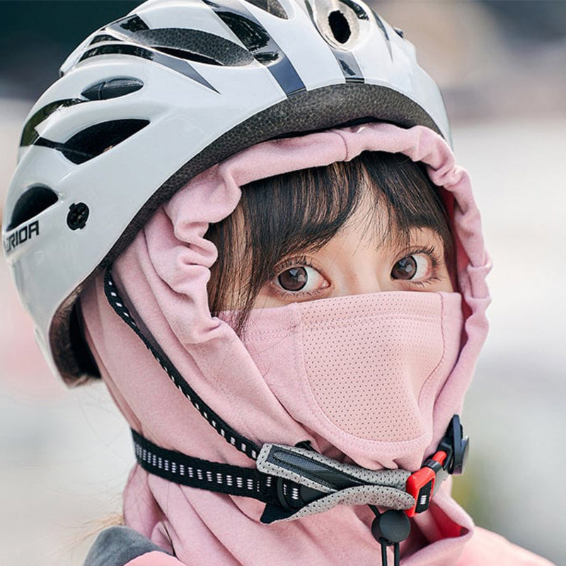 "Huvtröja med ansiktsmask och nackvärmare för vintercykling, i mjukt polyestermaterial, färg svart."