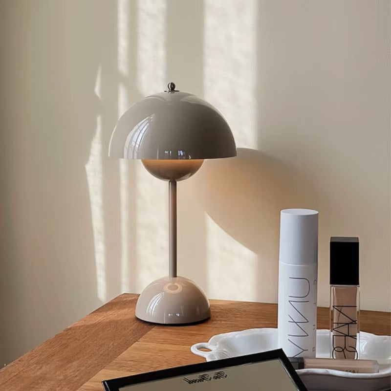 Bordslampa | Svamplampa Flowerbud | Batteridriven LED Sken