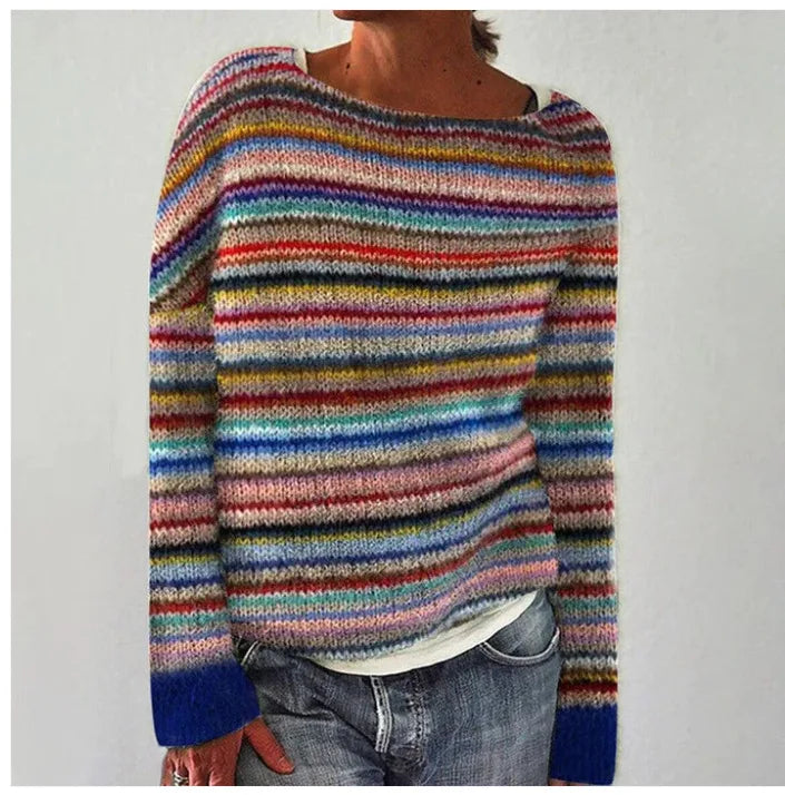 "Ingrid stickad tröja dam, ullblandning, skandinavisk design, vintagecharm, mjuk textur, mångsidig och stilfull."