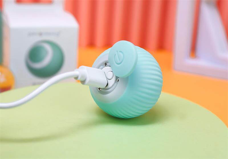 Smart husdjursboll som rör sig, ger oändlig lek för husdjur