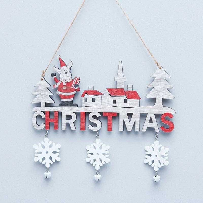 "Jul Välkommen Ornament av Trä - Festlig naturinspirerad dörrdekoration med tomtar och snöflingor, enkelt att hänga."