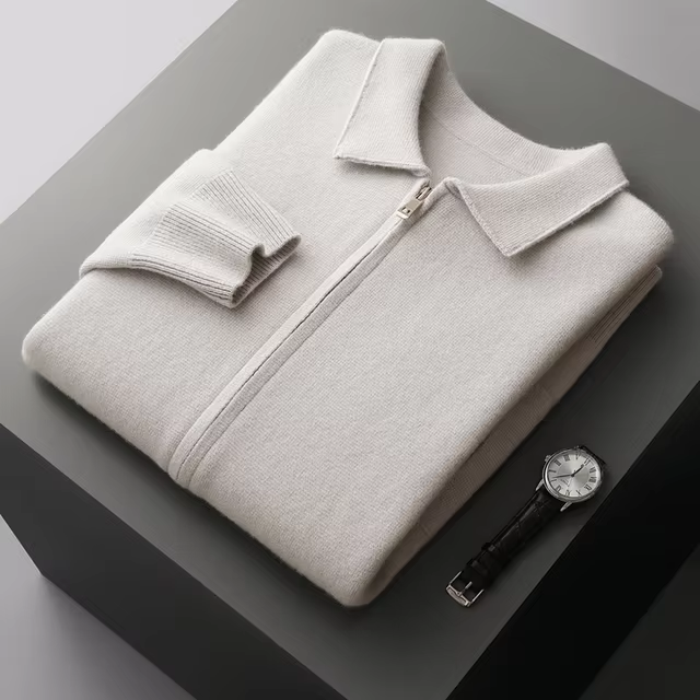 "Kashmirväst för män, elegant och mångsidig, med dragkedja och minimalistisk design, i beige kashmir"