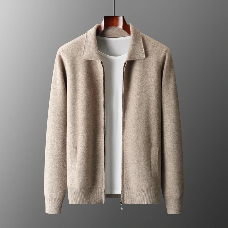 "Kashmirväst för män, elegant och mångsidig, med dragkedja och minimalistisk design, i beige kashmir"