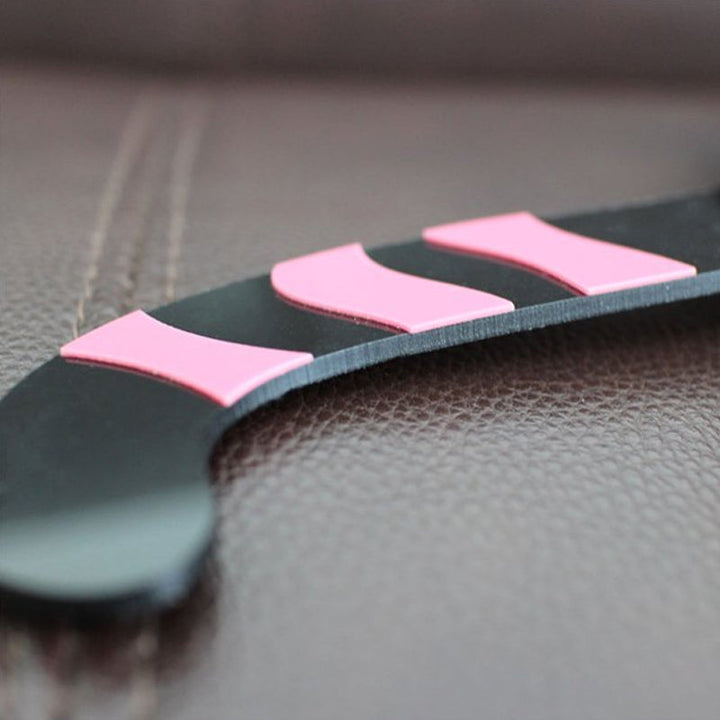 "Katt väggklocka med färgglad viftande svans, charmig design, rolig accessoar för kattälskare."