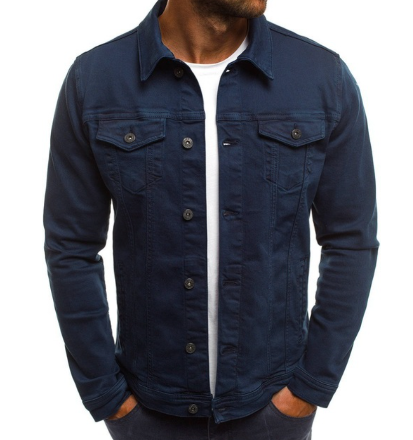 "Klassisk herrdenimjacka i stilren blå färg med knappdesign, erbjuder både elegans och funktionalitet."