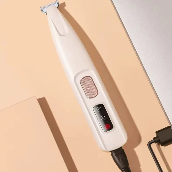 "Kompakt vit tasstrimmer med LED-lampa för precis grooming av husdjur i svåra områden som tassar, nos och öron."