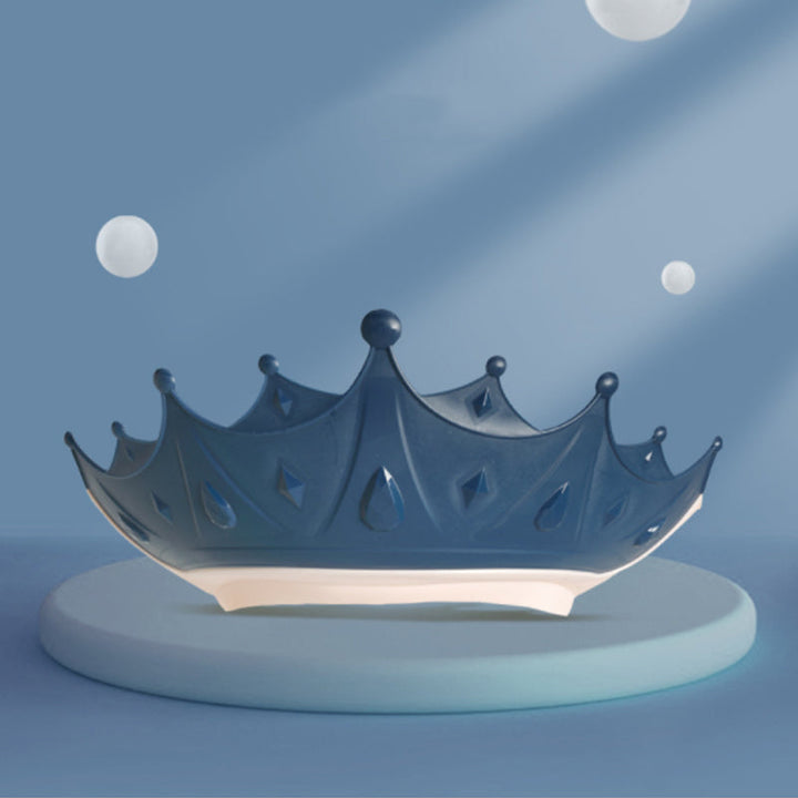 "Kronformad badmössa för barn, öronskyddande, justerbar, i PP + TPE, finns i rött, gult och blått, 15x13 cm."