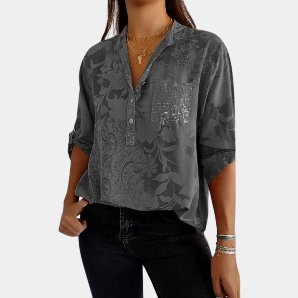 "Långärmad justerbar damblus i lila, elegant design med lätt material, perfekt för både kontorsbruk och vardag."