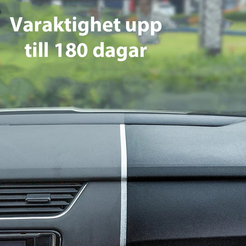 "Långverkande plastytmedel för bilskydd, blå flaska på reflekterande yta, 30ml. För interiör och exteriör användning."