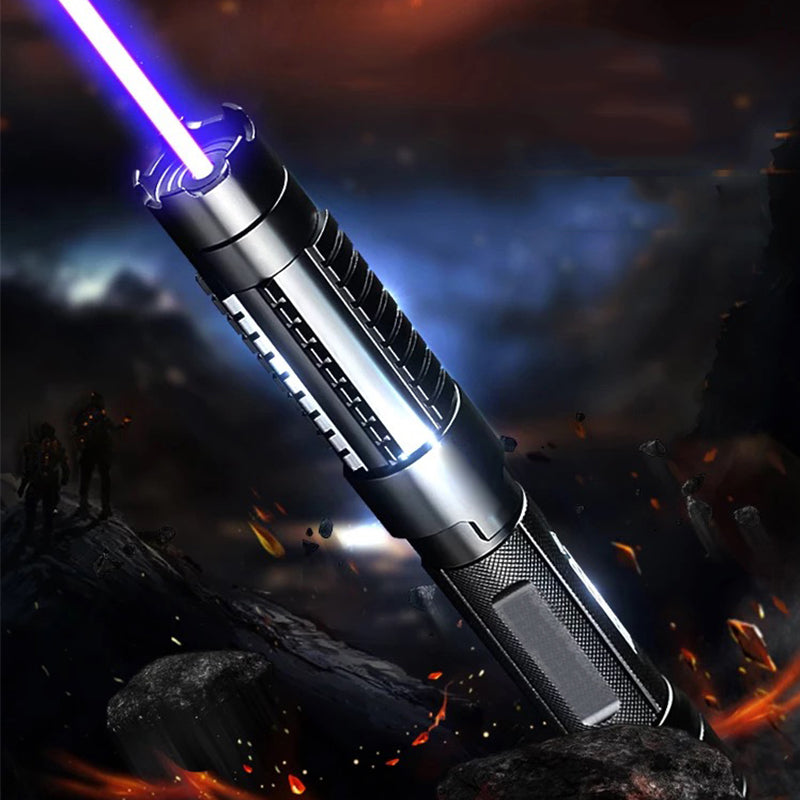 "Laserpekare för utomhusbruk med elegant aluminiumdesign, vattentät och kompakt, idealisk för äventyr."