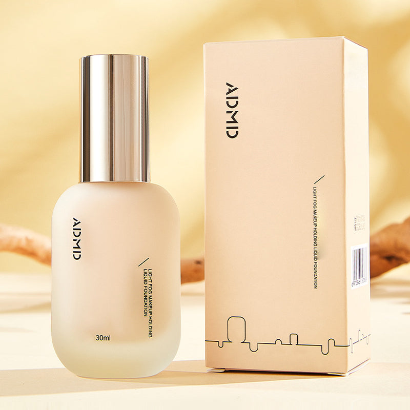 "Lätt matt foundation; flytande, fuktgivande, kollagen-berikad, för naturlig look och strålande hudton."