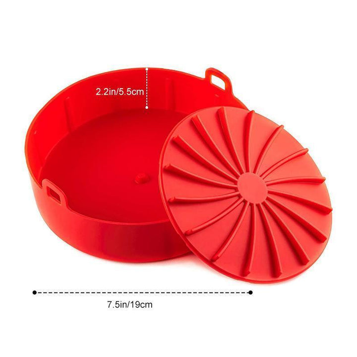 "Luftfritös-bricka i röd/grå silikon, non-stick yta, liten/stor, för jämn tillagning och renare fritös."