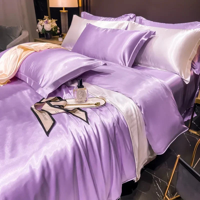 "Lyxigt silkebäddsset med elegant glans och mjuk textur, perfekt för komfort och stil i ditt sovrum."