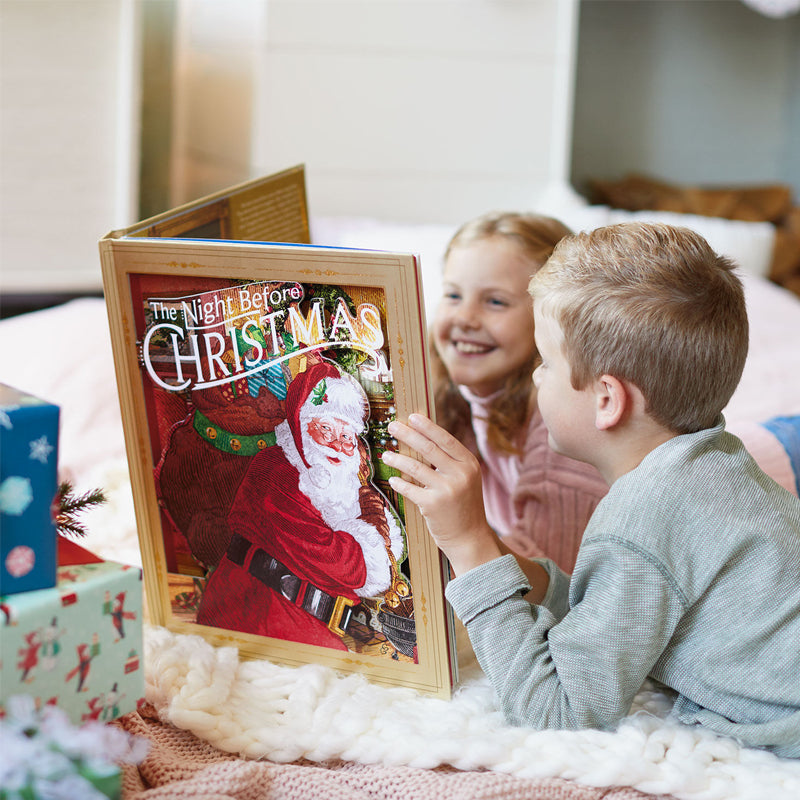 Magisk pop-up-bok med julmotiv, färgstarka illustrationer och interaktiva element för hela familjens nöje.