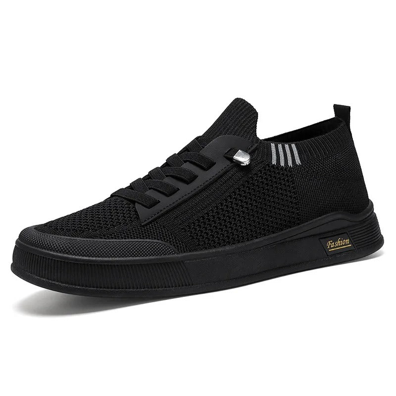 "Manliga canvas sneakers i armégrön med lätt, flexibel konstruktion och andningsbar design, perfekt för vardagsbruk."