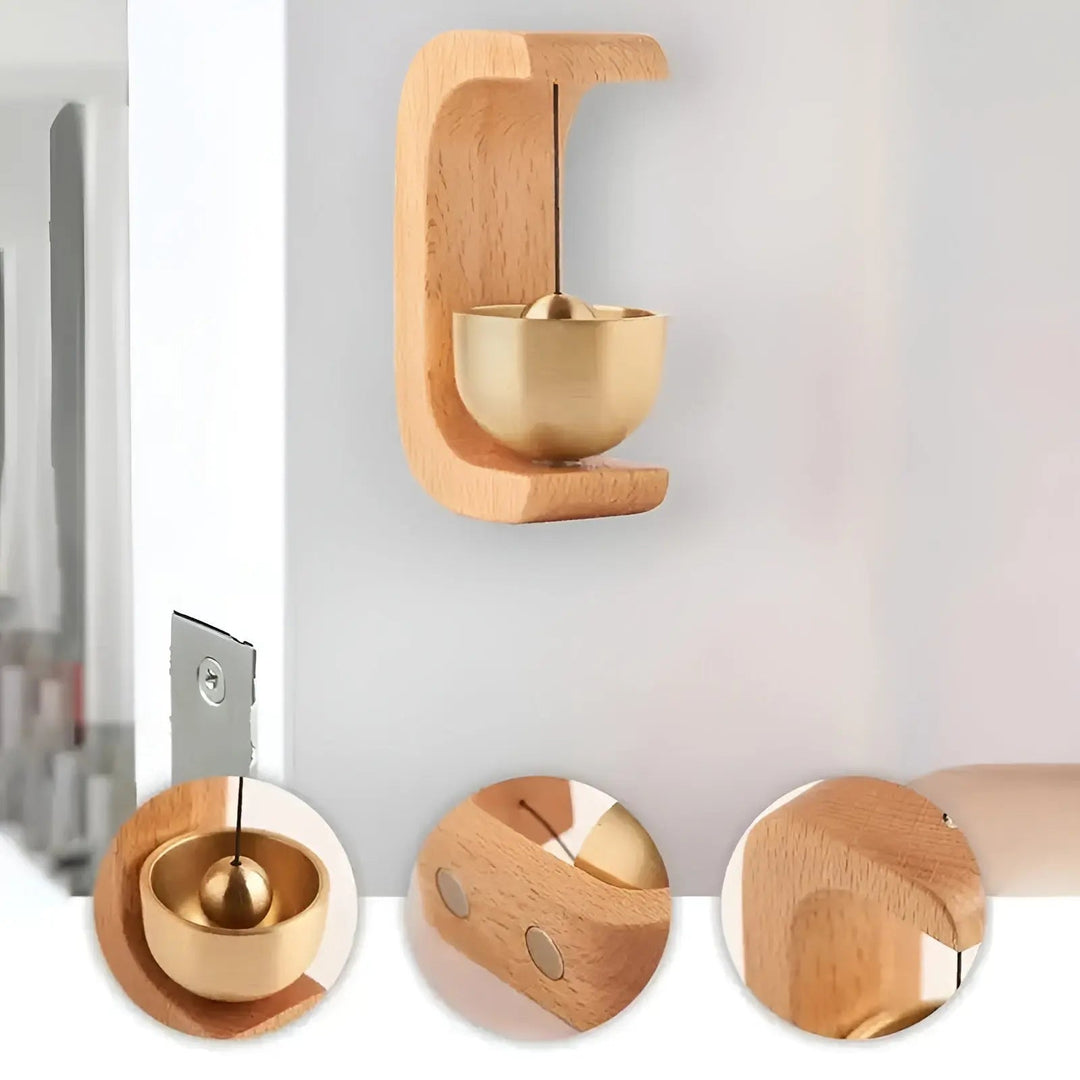 "Melodisk dörrklocka i bokträ och mässing, japansk elegans, enkel installation, förgyller entré med stil och funktionalitet."