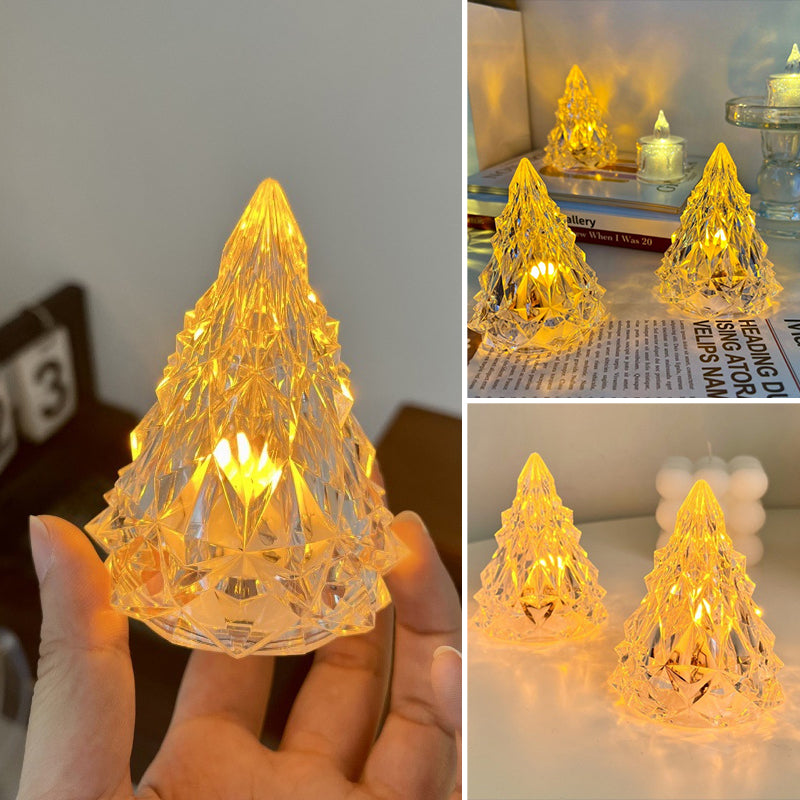 "Mini LED Kristal Julgran Nattlampa i glas, lyser i varma färger, juldekor perfekt för mysig hemmabelysning."