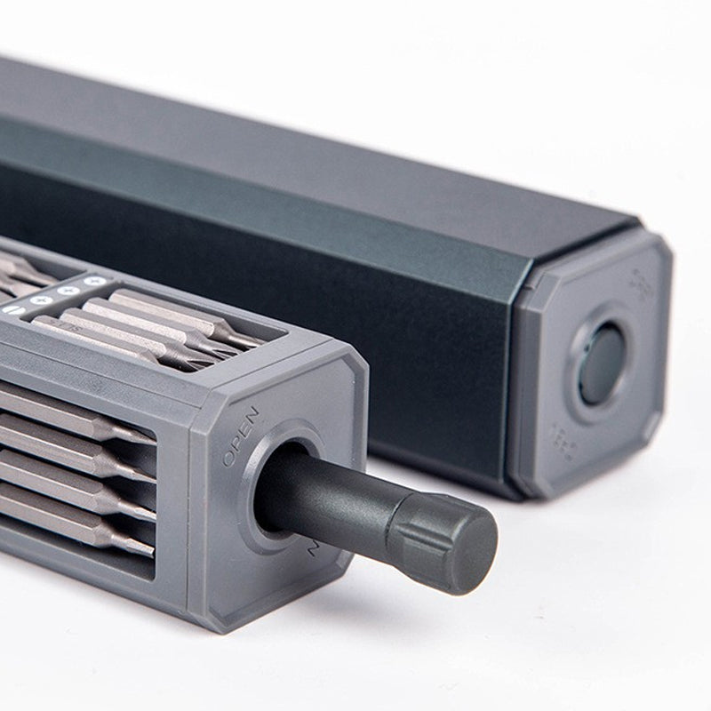 "Mini Skruvmejselsats med elektriska och manuella mejslar i metall, magnetiskt fodral och LED-belysning, perfekt för precisio