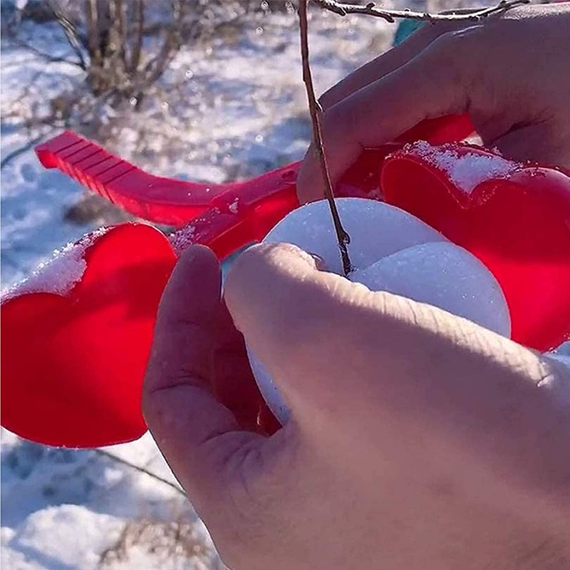 "Mini snögubbeform i färger röd, blå, grön och rosa, perfekt för att skapa små snögubbar för lek utomhus."