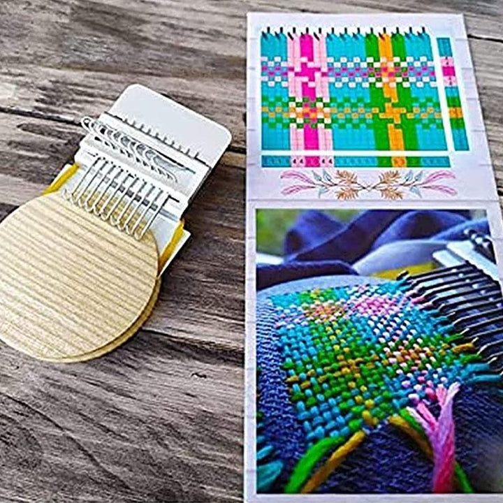 "Minivävningsverktyg med metallkrokar och träbräda, perfekt för DIY-projekt och klädreparation, 45g, lättanvänt."