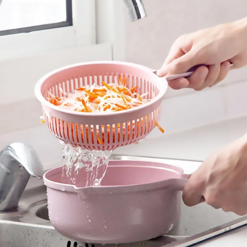 "Multifunktionell hackare i rostfritt stål med säker design för köket, skivar, hackar och river grönsaker enkelt."