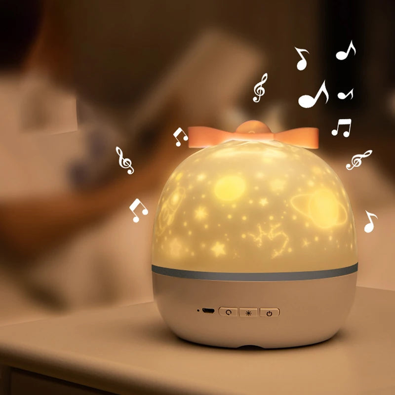 "Multifunktionell stjärnprojektor nattlampa för barn med ljuseffekter, skapar lugnande stämning med stjärnprojektionsmotiv."