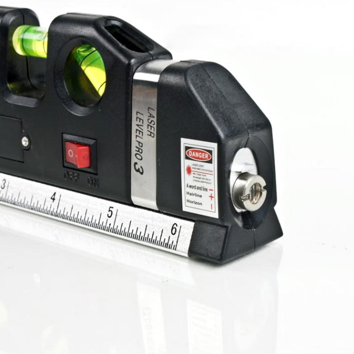 "Multifunktionellt svart laser vattenpass med måttband, kompakt design, precis rätt för noggranna mätningar inom DIY."