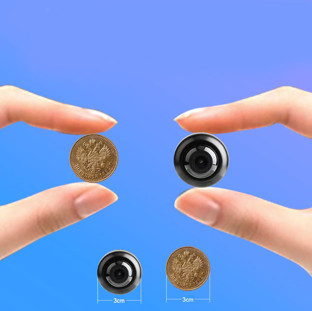 "NanoVision 4K Mini Spionkamera, kompakt svart design med HD nattvision och rörelseupptäckning för diskret övervakning."
