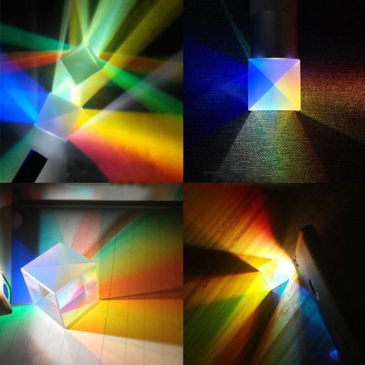 "Optisk prisma kub med färgspel, kompaktdesign, glaspaneler som skapar kalejdoskop av färger vid ljusbrytning."