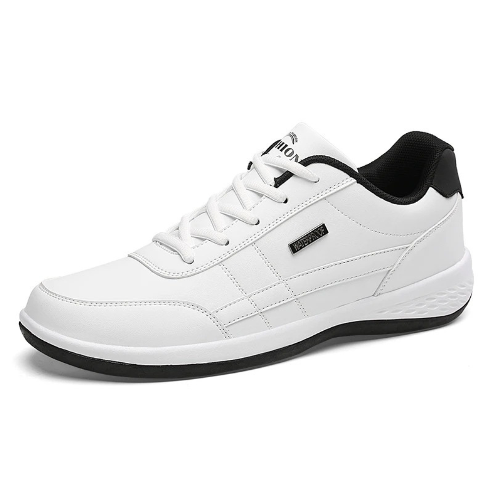 "Ortopediska herr sneakers i röd äkta läder för komfort och stil, perfekt för både formella och avslappnade tillfällen."