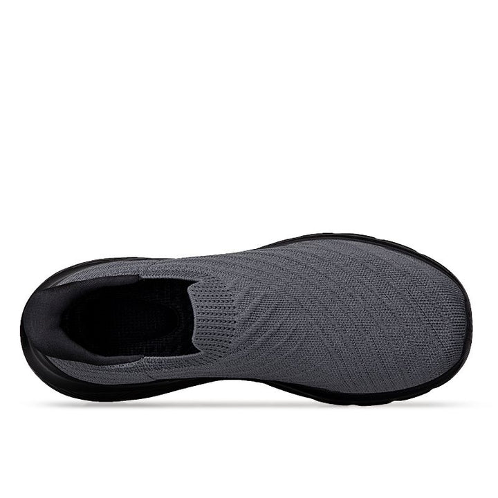 Ortopediska slip-in komfortsko med ergonomisk design, vadderad innersula, stötdämpande mellansula, och halksäker yttersula.