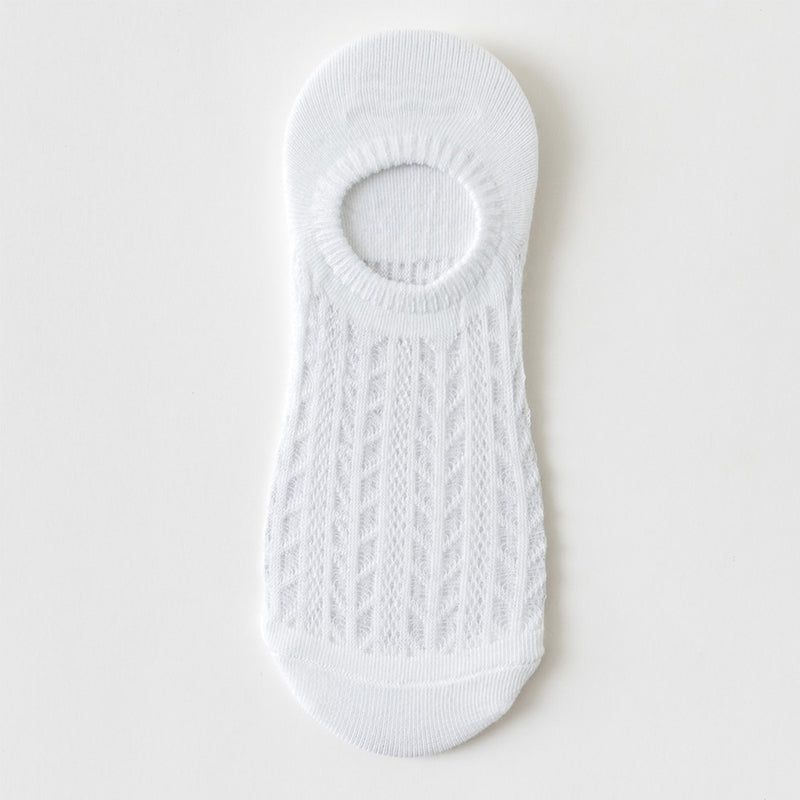 "Osynliga damstrumpor med ihålig meshdesign; lätt tyg, strechigt; finns i flera färger för alla tillfällen."