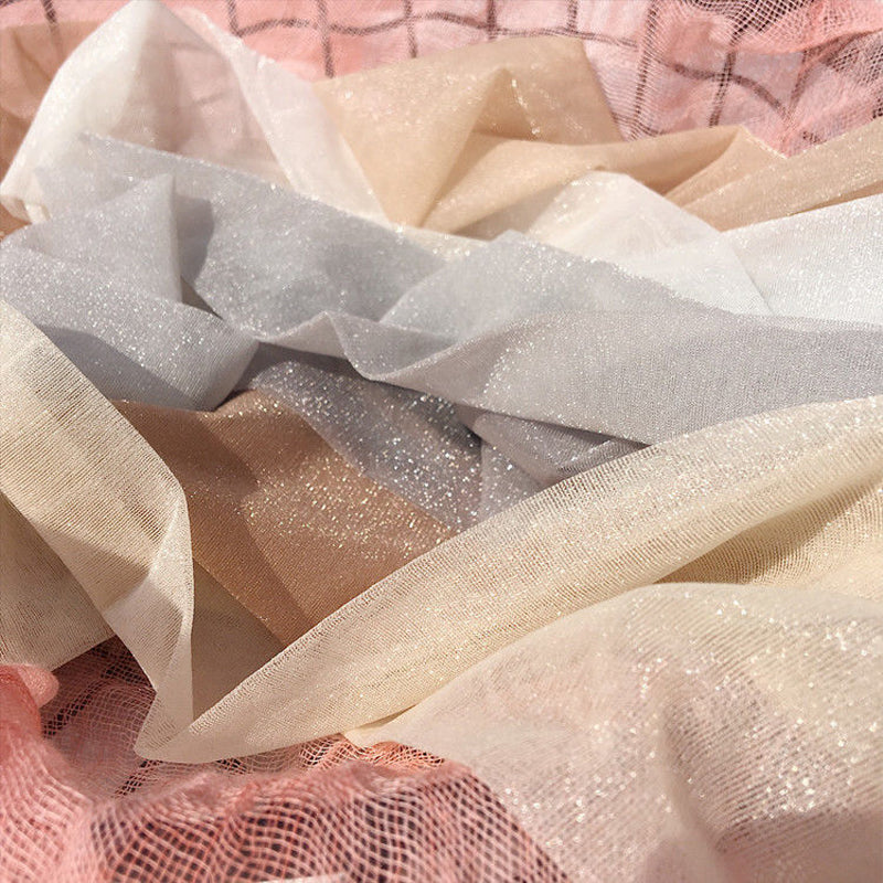 "Pärlemorfärgade sidenstrumpor, skimrande silkesdesign, eleganta och trendiga, sexig glans, för kvinnor, accessoar"