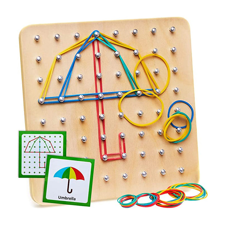 "Pedagogisk träleksak geoboard för barn med mönsterkort och färgade gummiband, utvecklar finmotorik och kreativitet."