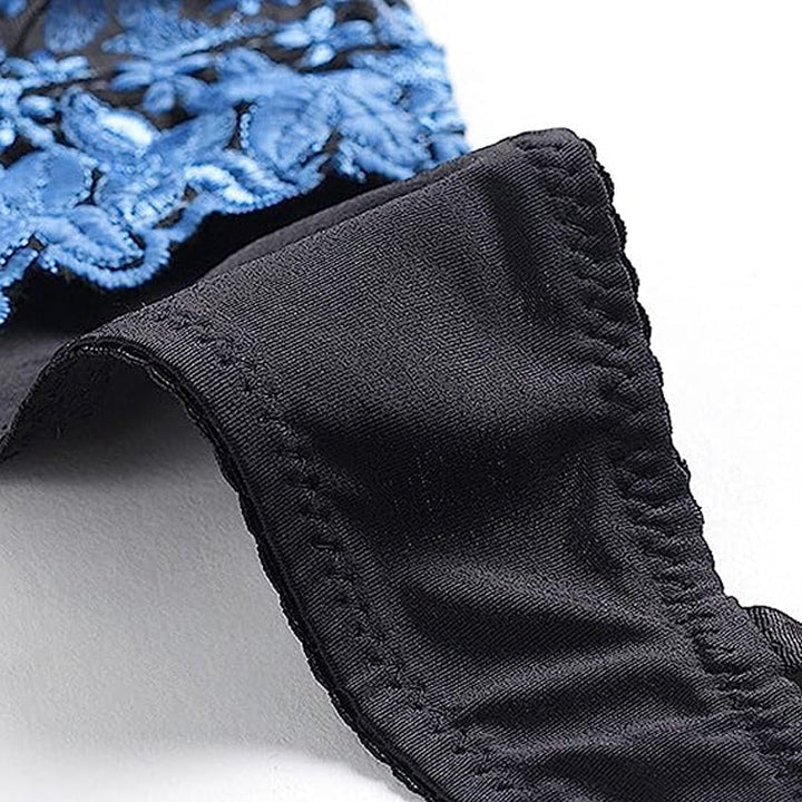 "Plusstorlek broderad blommig behå, stödjande med eleganta blomdetaljer, bekväma vadderade axelband."