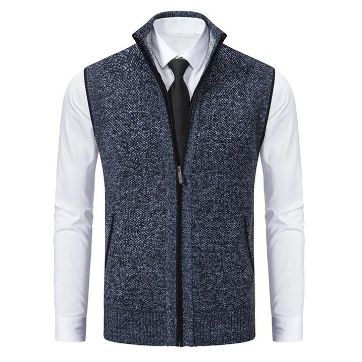 "Premium ärmlös fleeceväst, mjuk och elegant design, perfekt för rörelsefrihet och värme i sport och vardag."