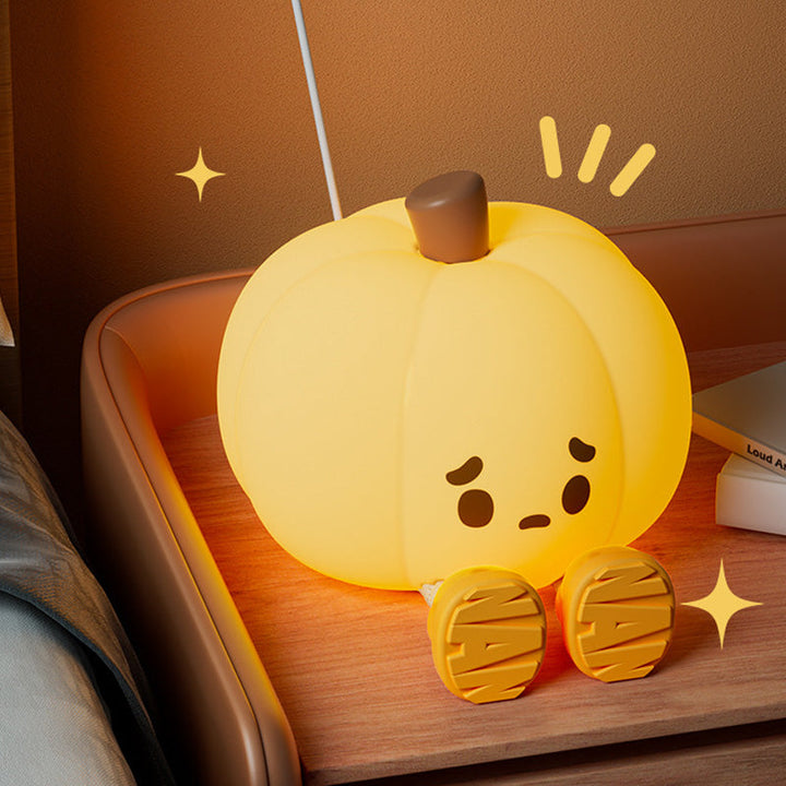 Pumpaformad silikonlampa för Halloween, nattbelysning. Mjuk klämvänlig design för barn och vuxna. Justerbar ljusstyrka.