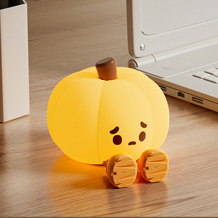 Pumpaformad silikonlampa för Halloween, nattbelysning. Mjuk klämvänlig design för barn och vuxna. Justerbar ljusstyrka.