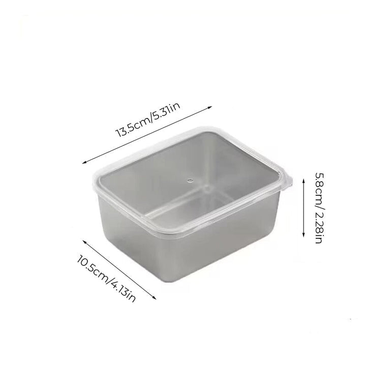 Rostfri fyrkantig bakform med lock, metallisk finish och släta kanter, perfekt för bakning och matlagning i köket.