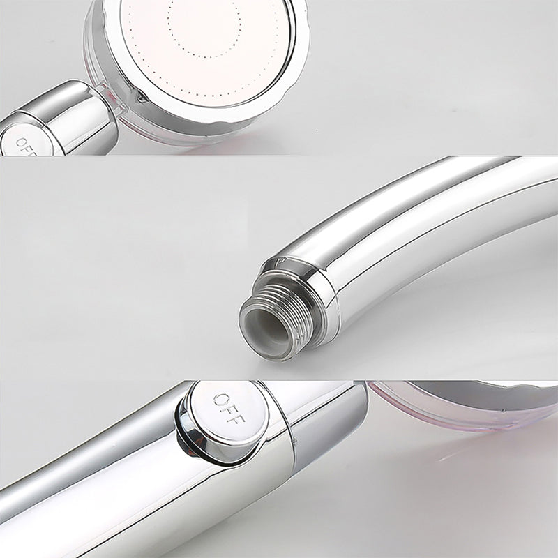 "Roterbar högtrycksdesign duschhuvud i modern stil, förbättrar vattentryck, silverfärgat med filtreringsfunktion."