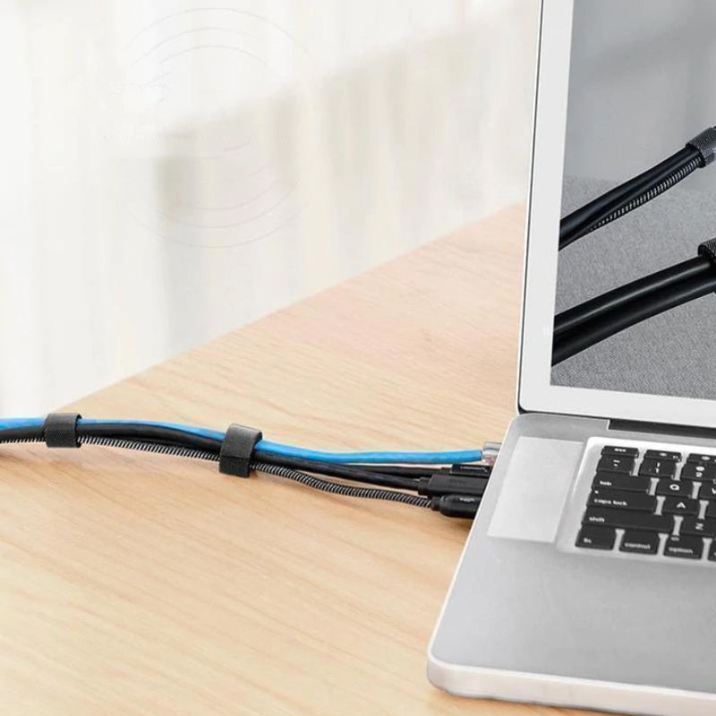"Självhäftande nylon kablageband i olika färger för kabelhantering och organisering i hem och kontor, justerbar längd."