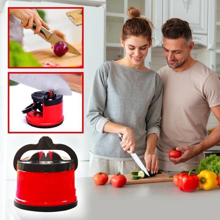 "Smidig köksknivslipare med stark sugkopp i färgglad design för effektiv, säker slipning och skärpa med endast 3 svepningar."