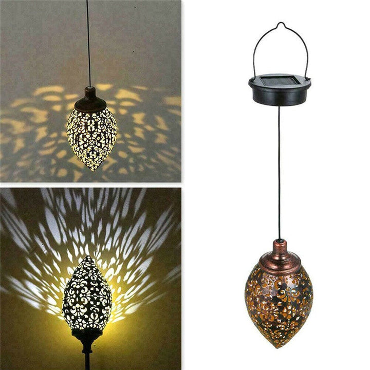 "Soldriven trädgårdslampa IP55 i rostfritt stål med elegant design, lyser upp utomhusmiljö och står emot väder."