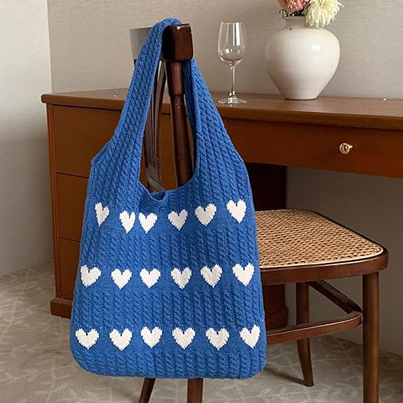 "Stickad kärlek tygkasse i vintage Hobo-stil för damer, beige färg, mjukt akrylfiber och polyester, trendig accessoar."