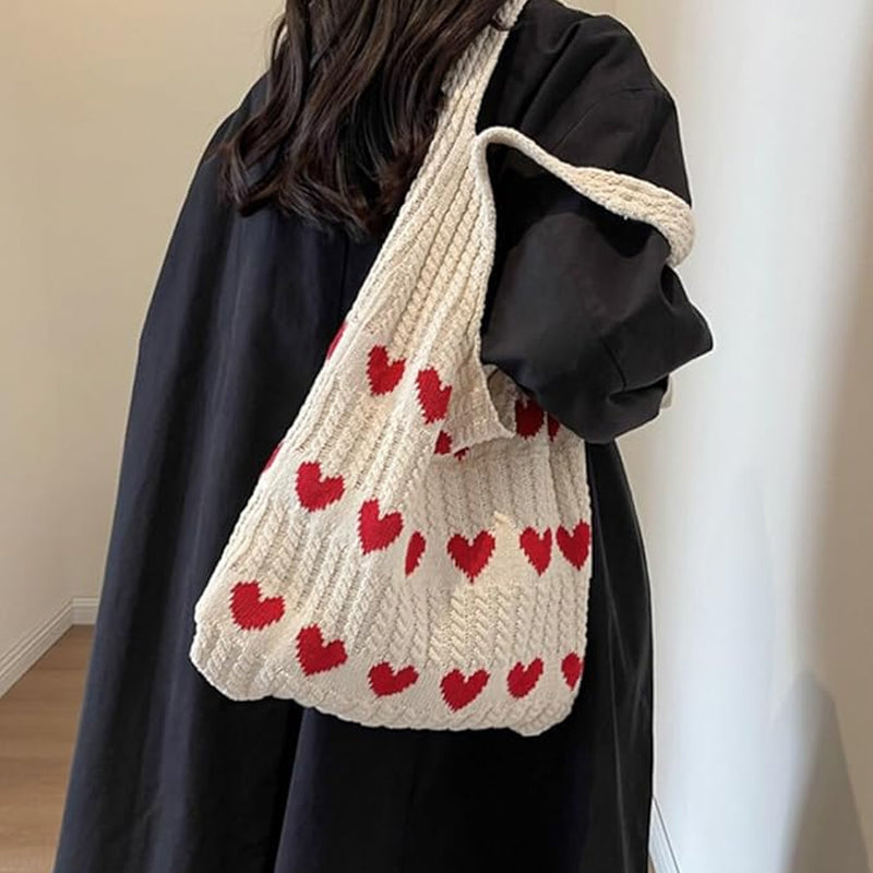 "Stickad kärlek tygkasse i vintage Hobo-stil för damer, beige färg, mjukt akrylfiber och polyester, trendig accessoar."