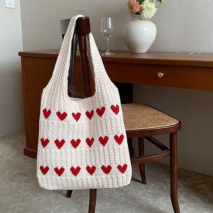 "Stickad kärlek tygkasse i vintage Hobo-stil för damer, beige färg, mjukt akrylfiber och polyester, trendig accessoar."