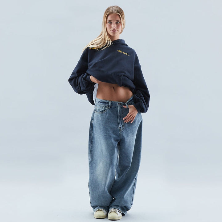 "Stilren, varm Ulrike vinterhuvtröja i grått med huva, perfekt för kalla dagar; elegant herrtröja i S till 3XL."