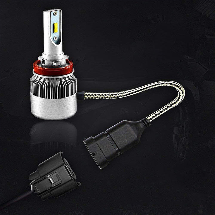 "Superstarka LED-bilstrålkastare med vitt ljus, lätt att installera, IP68 vattentät, för överlägsen synlighet och säkerhet."