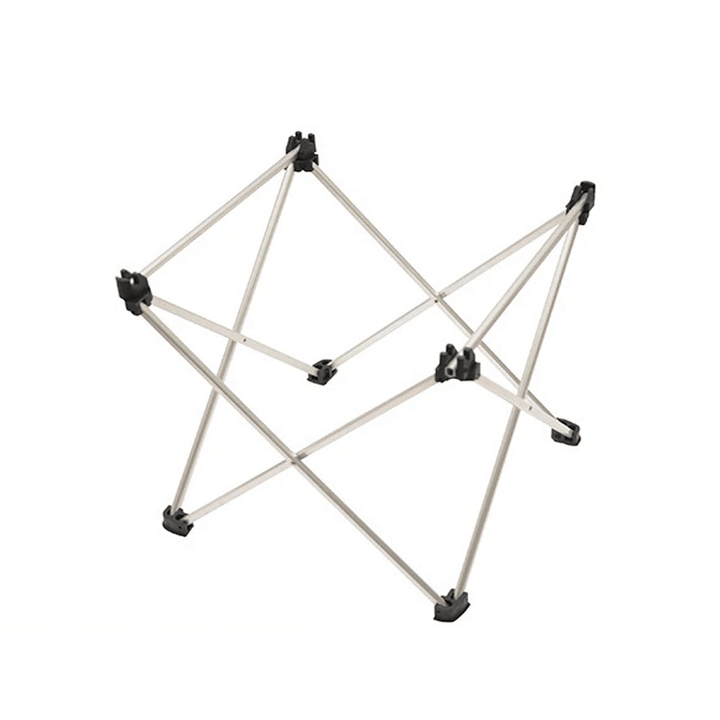 "Svart ultralätt hopfällbart bord av aluminiumlegering, perfekt för camping och picknick, med minimalistisk design."