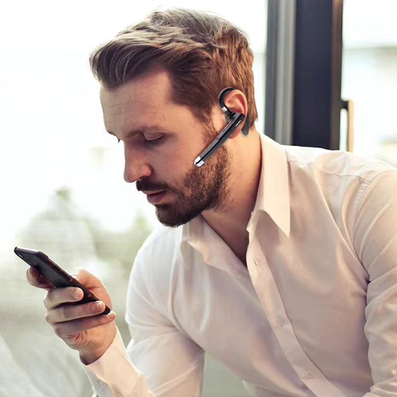 "Svarta trådlösa Bluetooth-hörlurar med brusreducering och HiFi-ljud mot vit bakgrund"